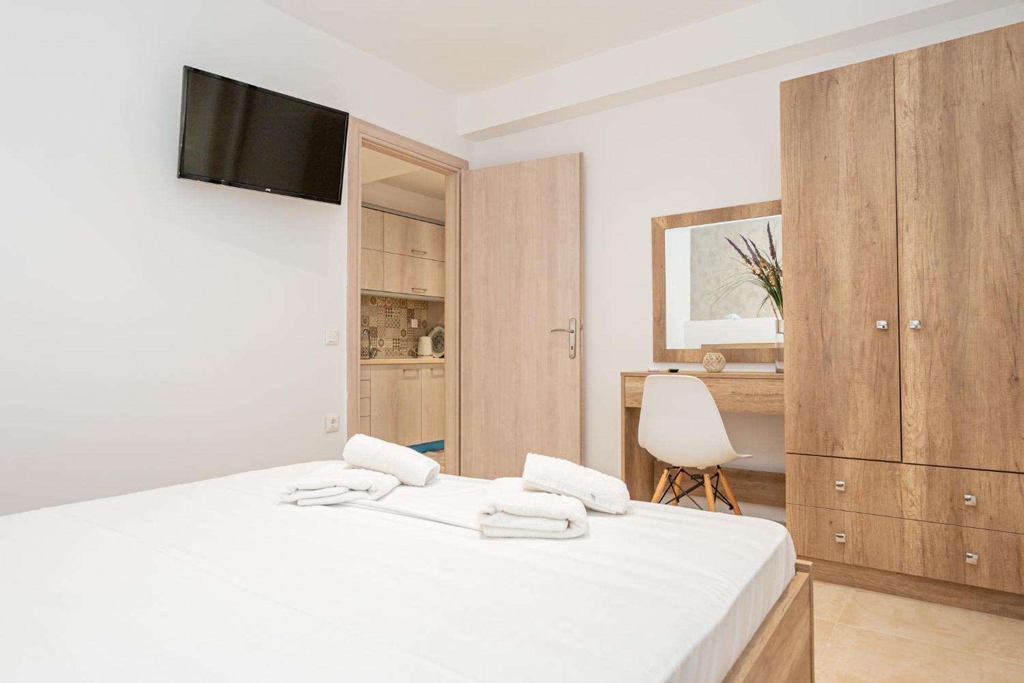 Milonas House Apartments Паралия-Дионисиу Экстерьер фото