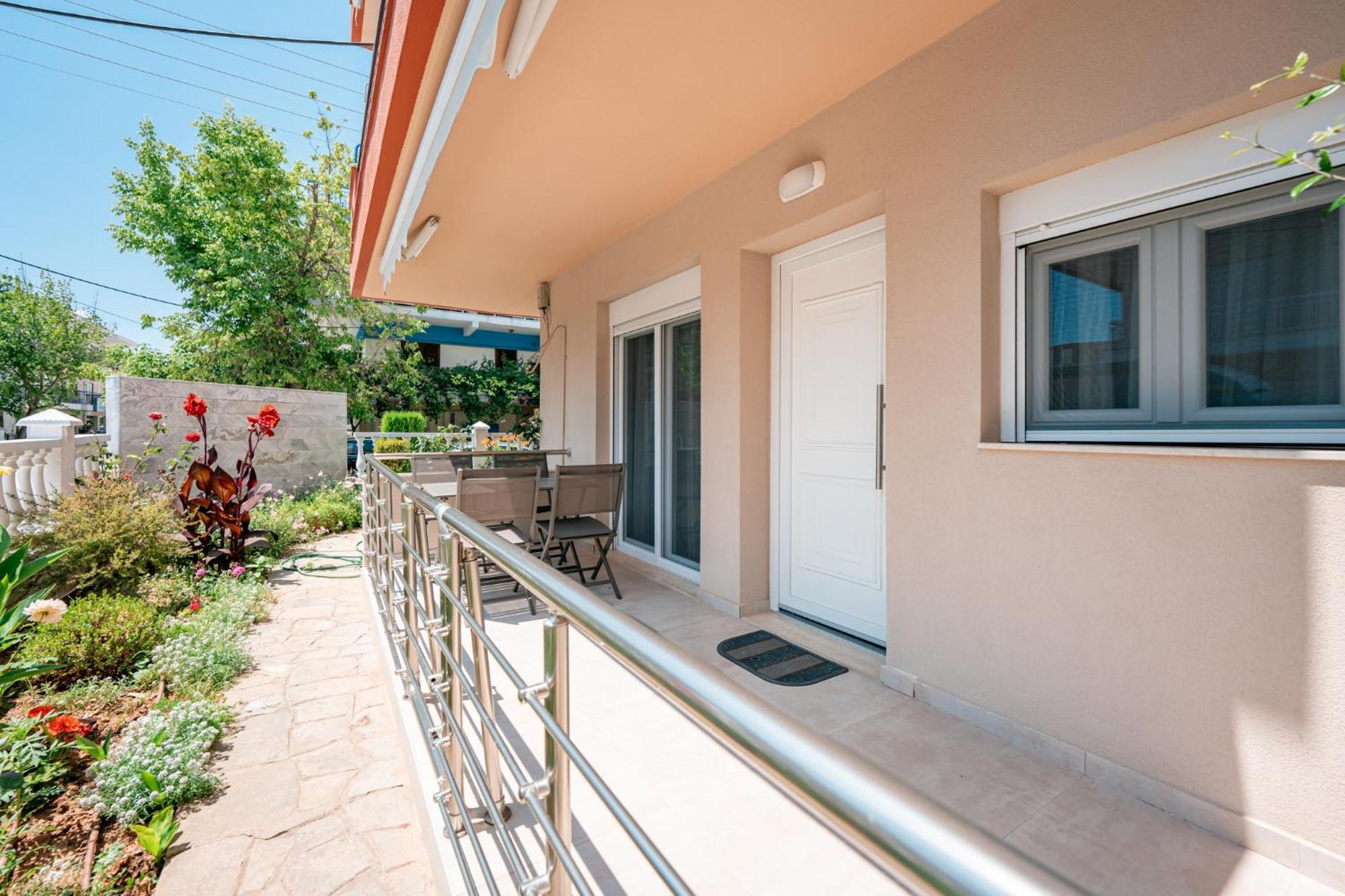 Milonas House Apartments Паралия-Дионисиу Экстерьер фото